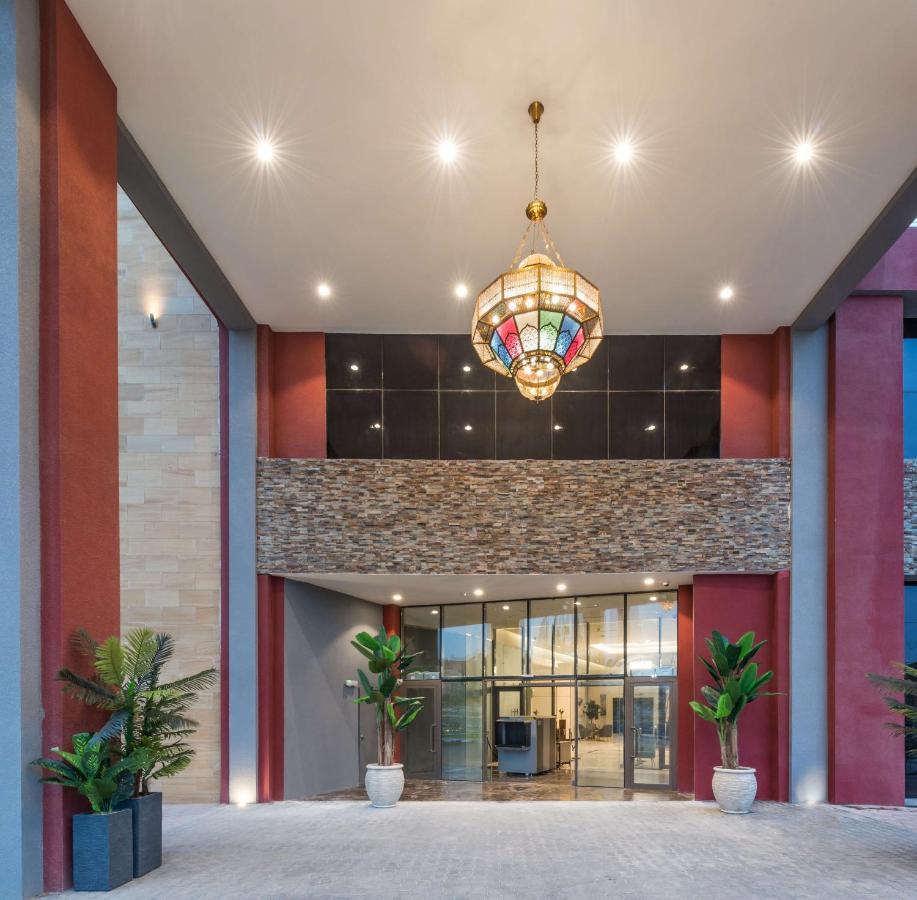Best Western Plus Al Qurayyat City Center Exterior foto
