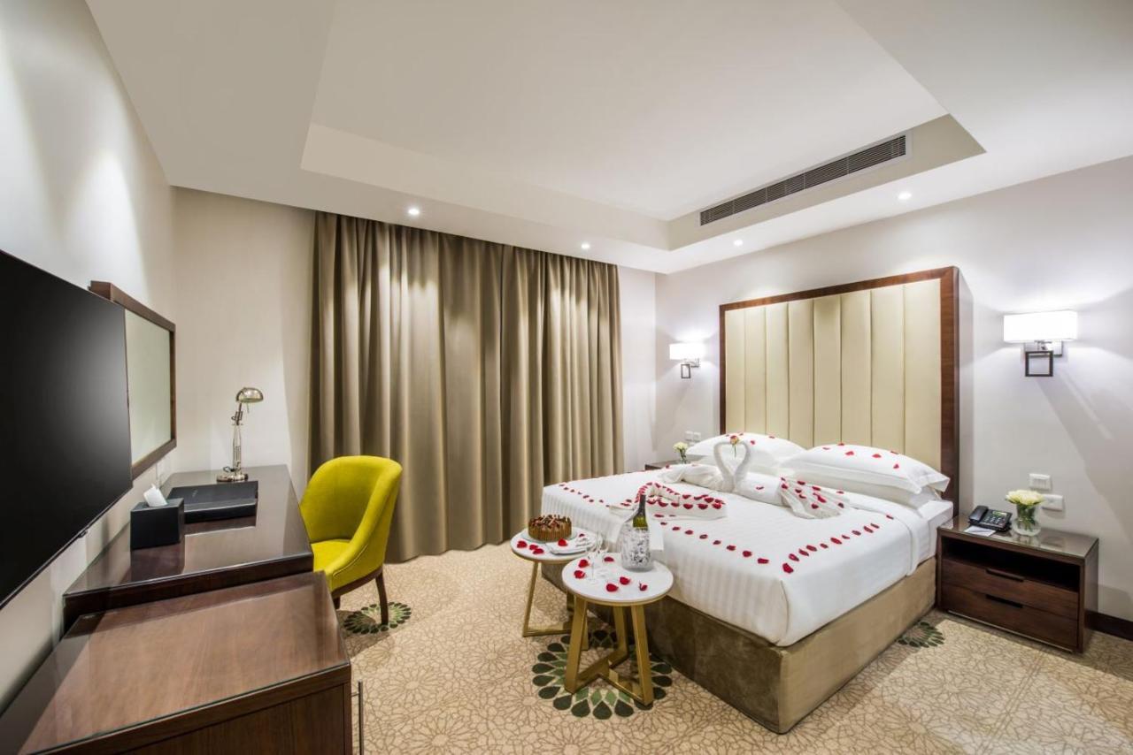 Best Western Plus Al Qurayyat City Center Exterior foto