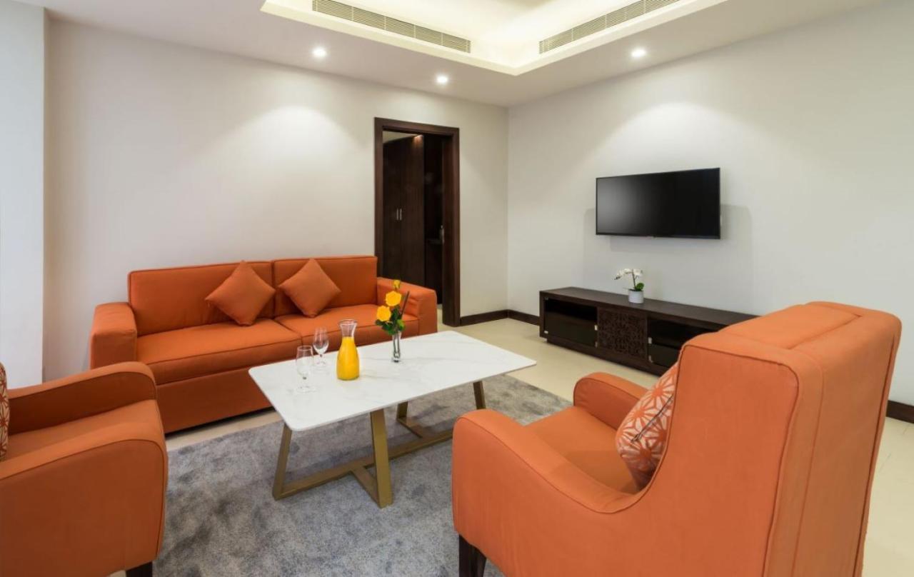Best Western Plus Al Qurayyat City Center Exterior foto